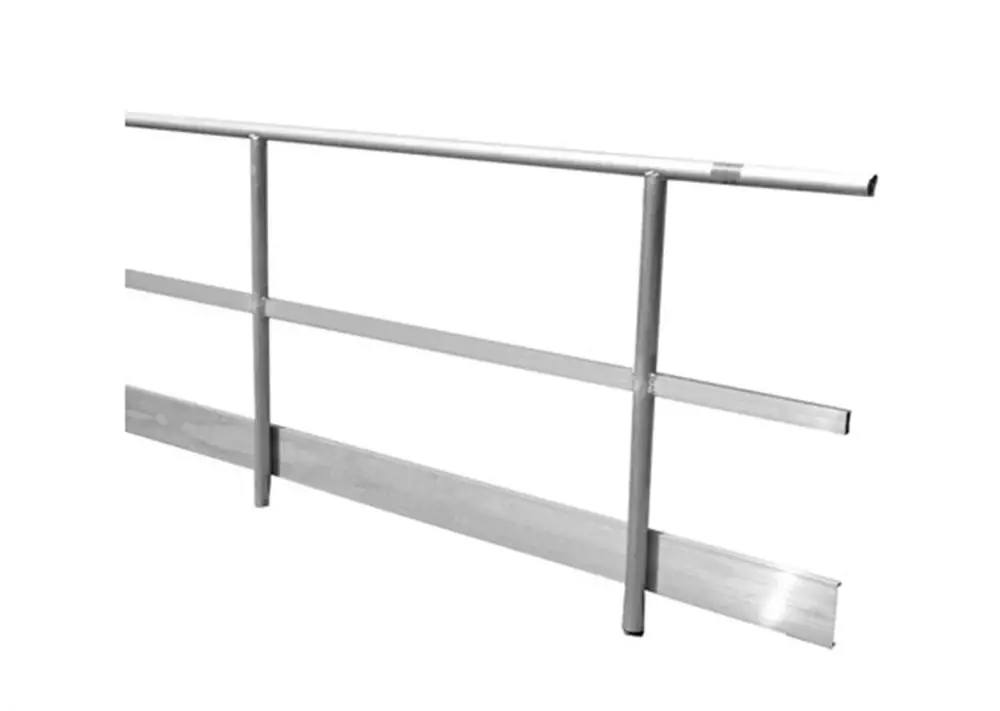 Flitsaanbieding Layher WB ALU WERKBRUGLEUNING T9 3.00M MET KANTPLANK (2 BALL.)