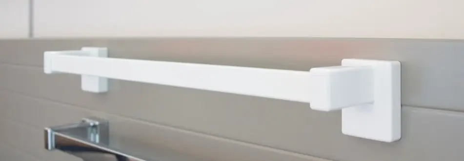 Thermrad magnetische handdoekbeugel 550mm wit RAL 9016 706010500000550000 Direct Beschikbaar