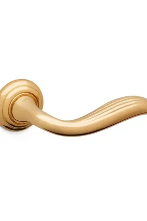 981 Plissé deurkruk op rozet, messing gepolijst/satinmessing Exclusieve Aanbieding