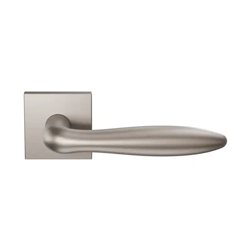 Op = Op GPF1314.A3.02 Rangi deurkruk op vierkante rozet Mocca blend, 50x8mm