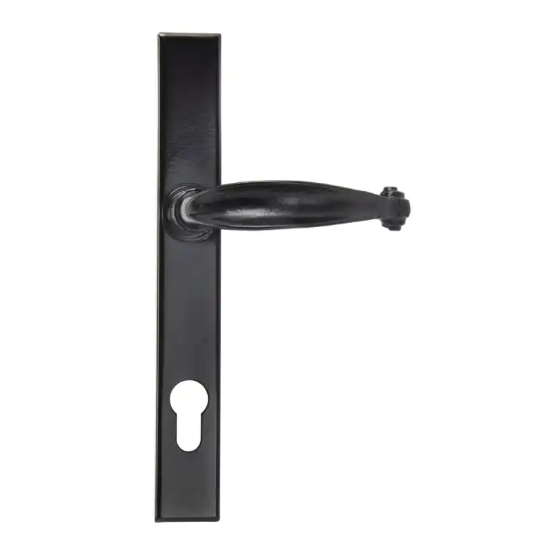 Express Levering Wardlo deurkruk op schild 242x32mm PC92 smeedijzer zwart