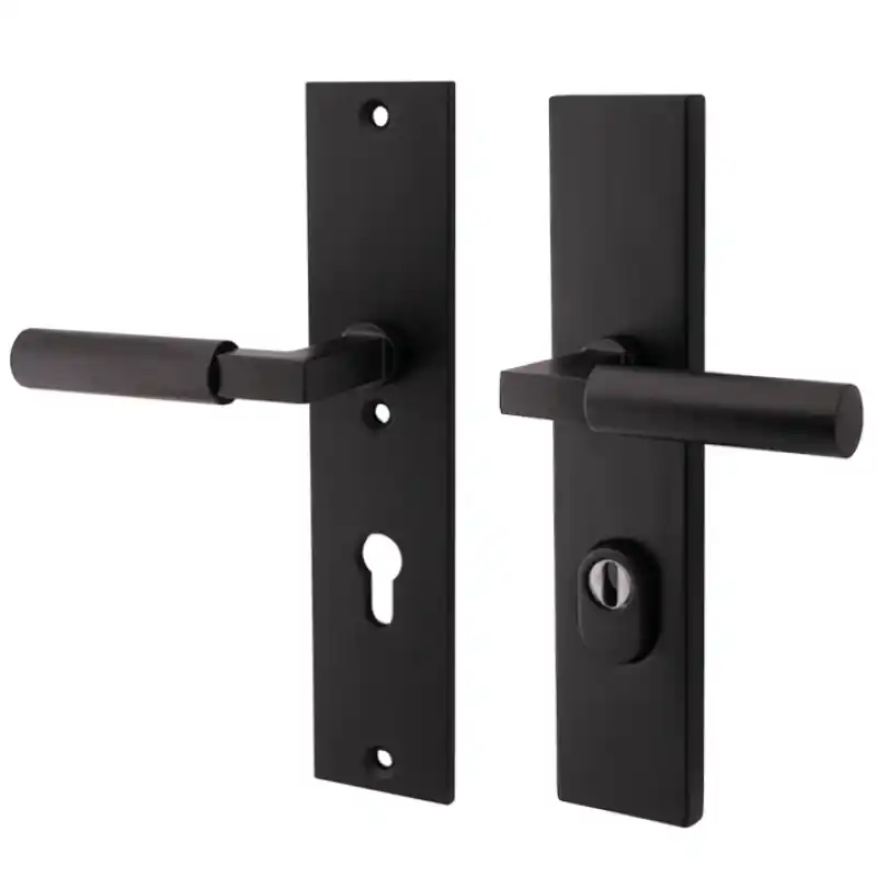 Uitverkoop Mi Satori krukgarn ls skg Bauhaus k55 messing mat zwart
