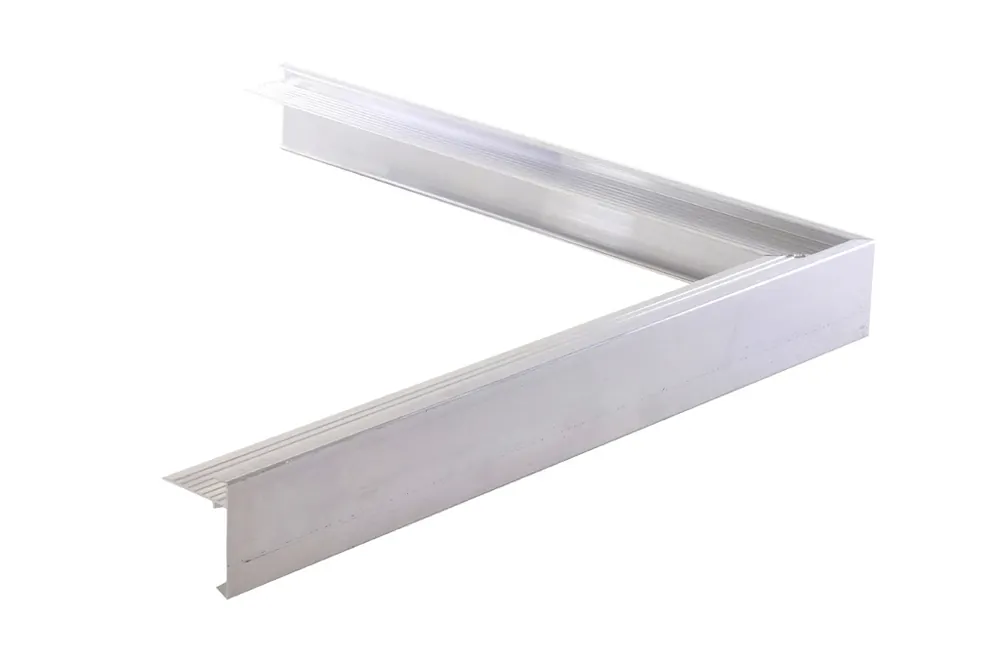 Finale Uitverkoop Daktrim Buitenhoek Aluminium 4.5 x 4.5 x 50 cm OP = OP