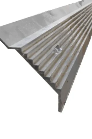 Beperkte Voorraad EPDM Knelprofiel Muurprofiel 6 cm (60 mm) - Lengte 125 cm