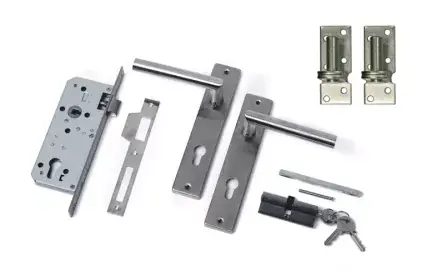 Aanbieding Hang en sluitwerk set tbv poort incl cilinder