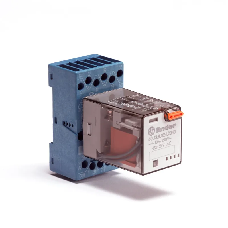 Superprijs Pompstartrelais, 24V - 50 Hz, inclusief voetje