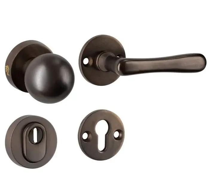 SKG3 knop/kruk op rozet Linea rechts + kerntrekbeveiliging messing antiek brons Nu Kopen