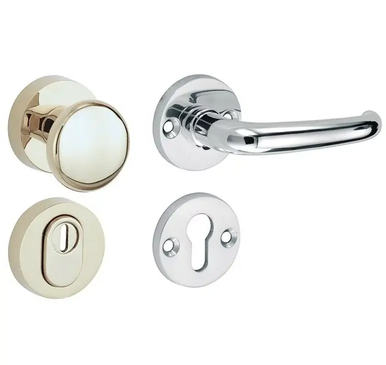 Nu Kopen SKG3 knop/kruk op rozet Halfsabel rechts + kerntrekbeveiliging glans nikkel/glans chroom