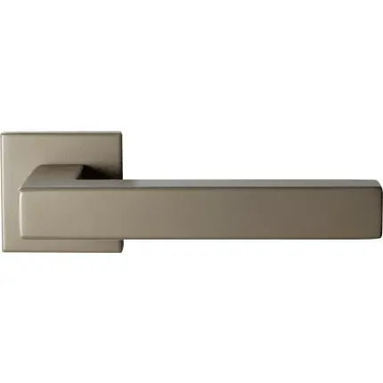 Bestel Nu GPF1302.A4-02 Champagne blend deurkruk Zaki+ op vierkante rozet
