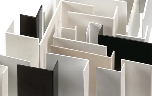 HOEKPROFIEL PVC ZWART 50X30X2.0MM Premium